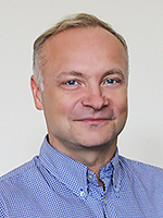 dr Piotr Grochowski